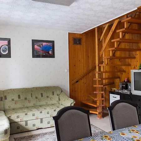 In 19537 Сasa de vacaciones *