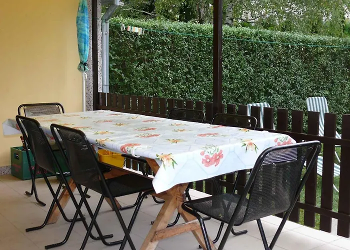 In 19537 * Balatonmariafurdo